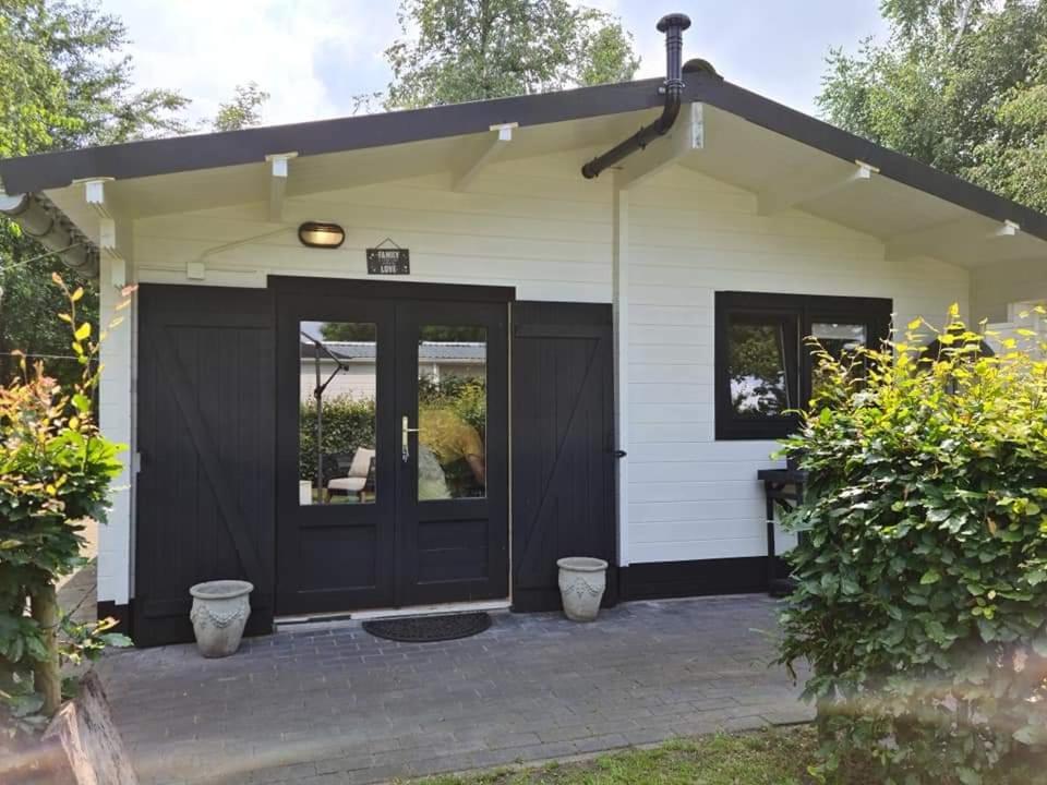 Casa Ibiza Is Vakantie In Drenthe Schoonebeek Exteriör bild